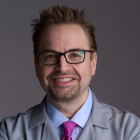 Marc Singer headshot